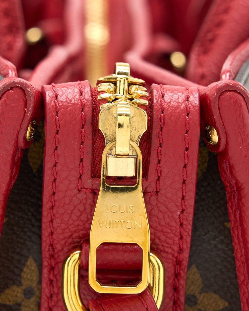 AAA Replica Louis Vuitton LV POPINCOURT PM BAG MONOGRAM CANVAS/CERISE GHW