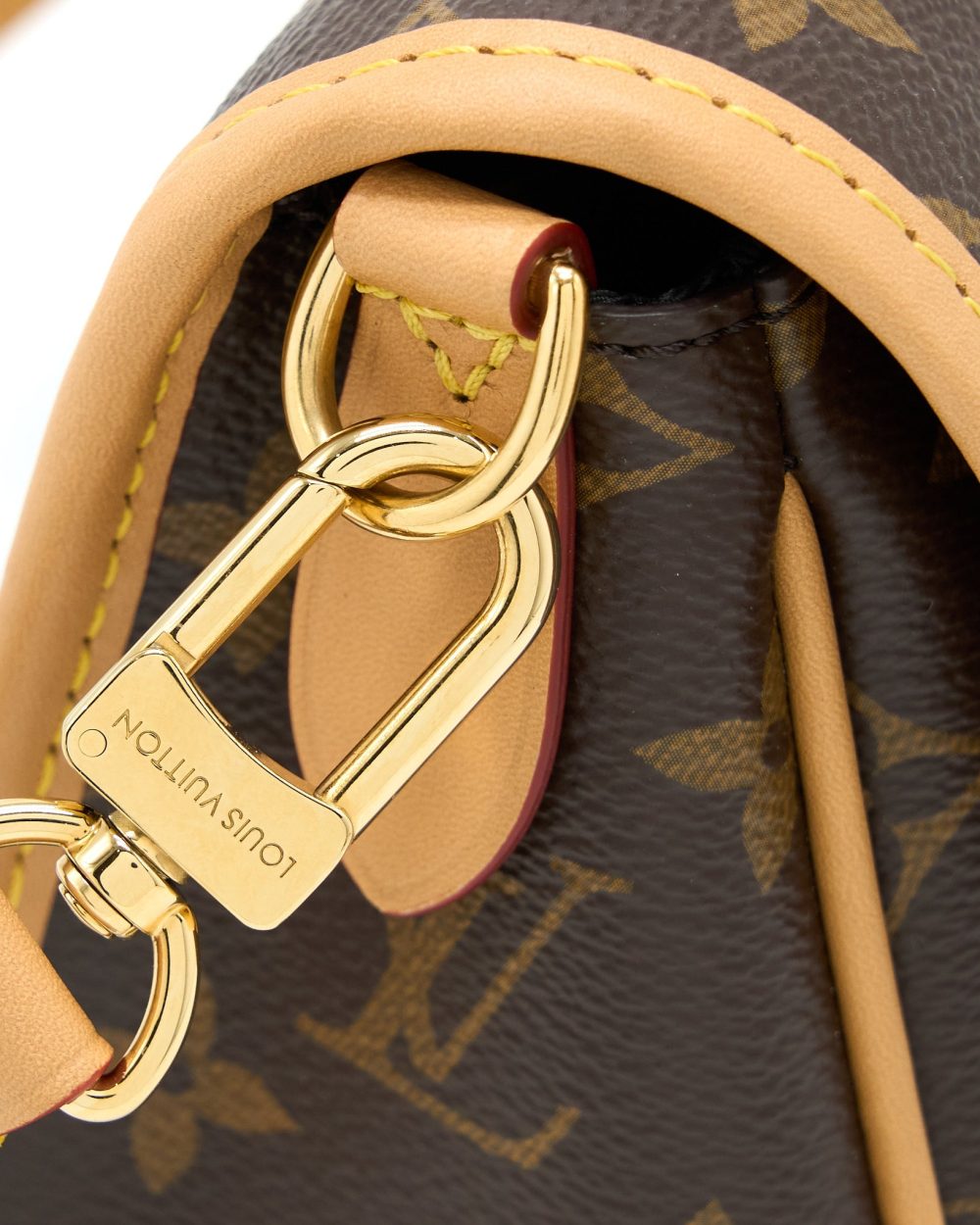 AAA Replica Louis Vuitton LV DIANE BAG MONOGRAM CANVAS GHW