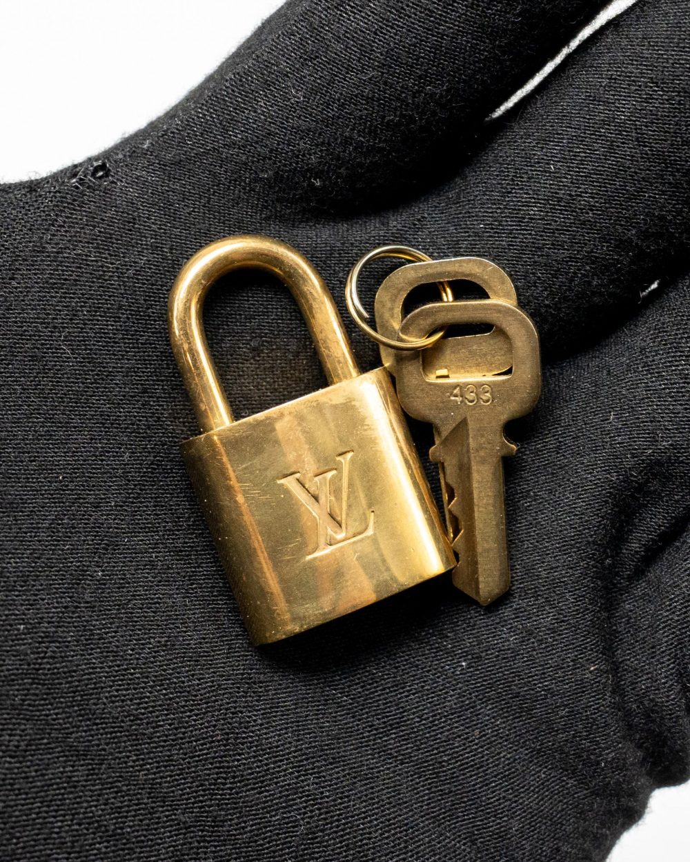 AAA Replica Louis Vuitton LV SPEEDY BANDOULIERE 30 DAMIER EBENE CANVAS GHW