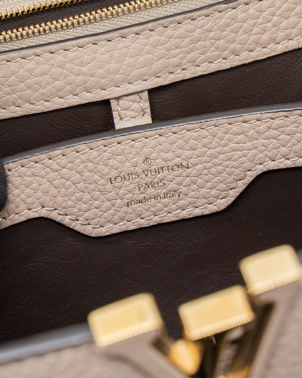 AAA Replica Louis Vuitton LV CAPUCINES BB TAURILLON GALET GHW