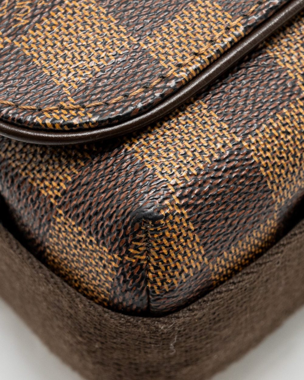 AAA Replica Louis Vuitton LV BROOKLYN PM MESSENGER BAG DAMIER EBENE CANVAS BROWN HARDWARE
