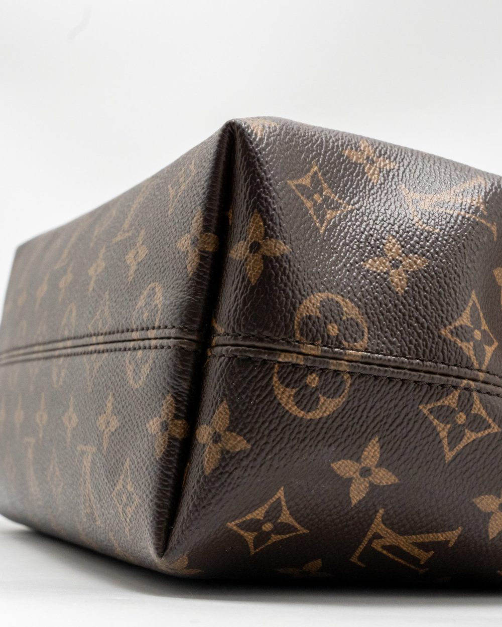 AAA Replica Louis Vuitton LV GRACEFUL PM MONOGRAM CANVAS GHW