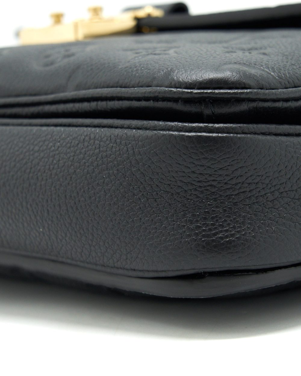 AAA Replica Louis Vuitton LV METIS POCHETTE MONOGRAM EMPREINTE BLACK GHW