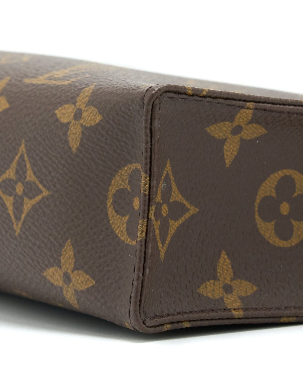 AAA Replica Louis Vuitton LV TOILETRY POCHETTE 26 MONOGRAM CANVAS GHW