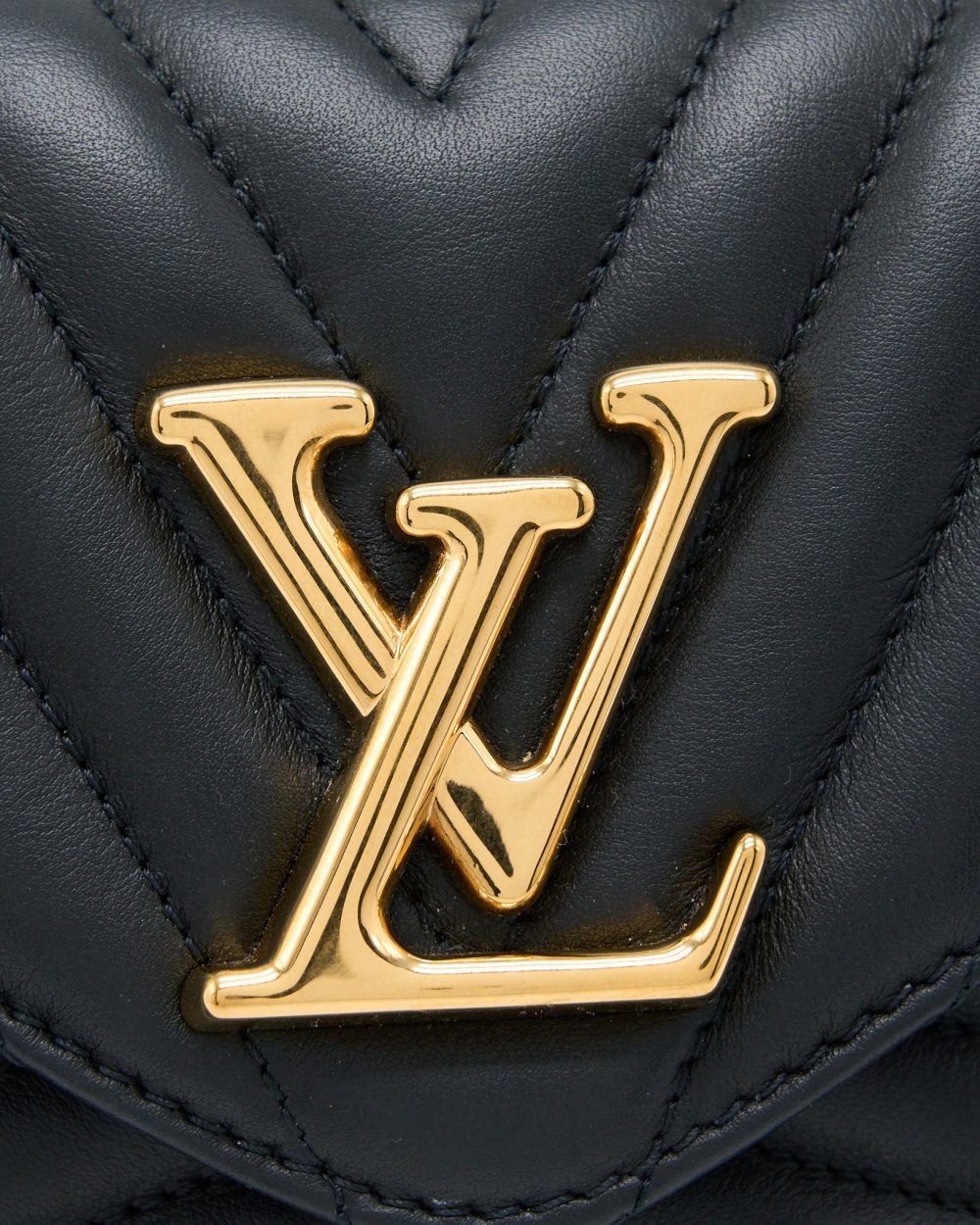 AAA Replica Louis Vuitton LV NEW WAVE MULTI-POCHETTE CALFSKIN BLACK GHW