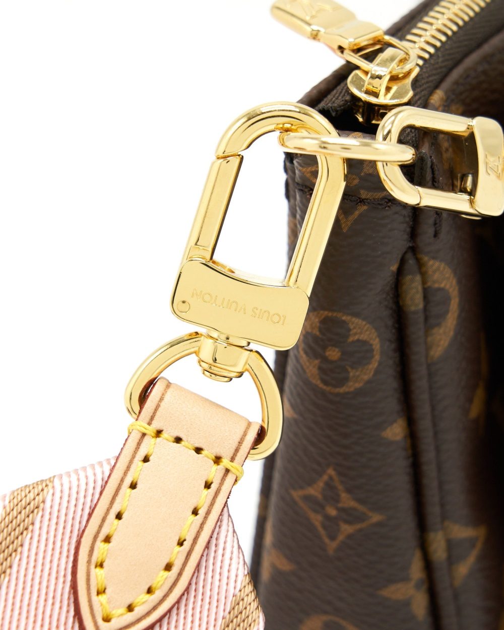 AAA Replica Louis Vuitton LV MULTI POCHETTE ACCESSORIES MONOGRAM CANVAS ROSE CLAIR GHW