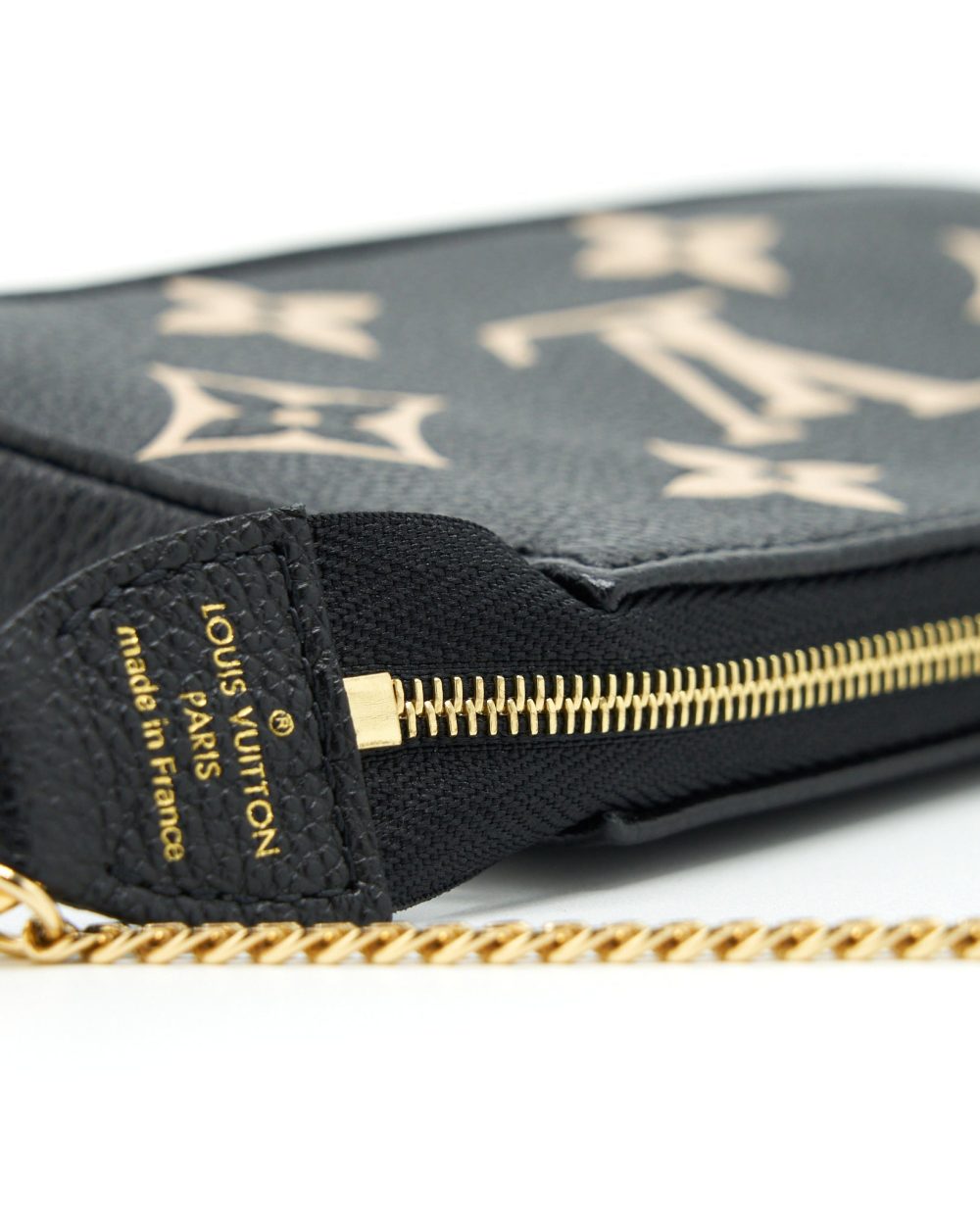 AAA Replica Louis Vuitton LV MINI POCHETTE ACCESSORIES BICOLOUR MONOGRAM ‘EM-REINTEGRATION BLACK SHW