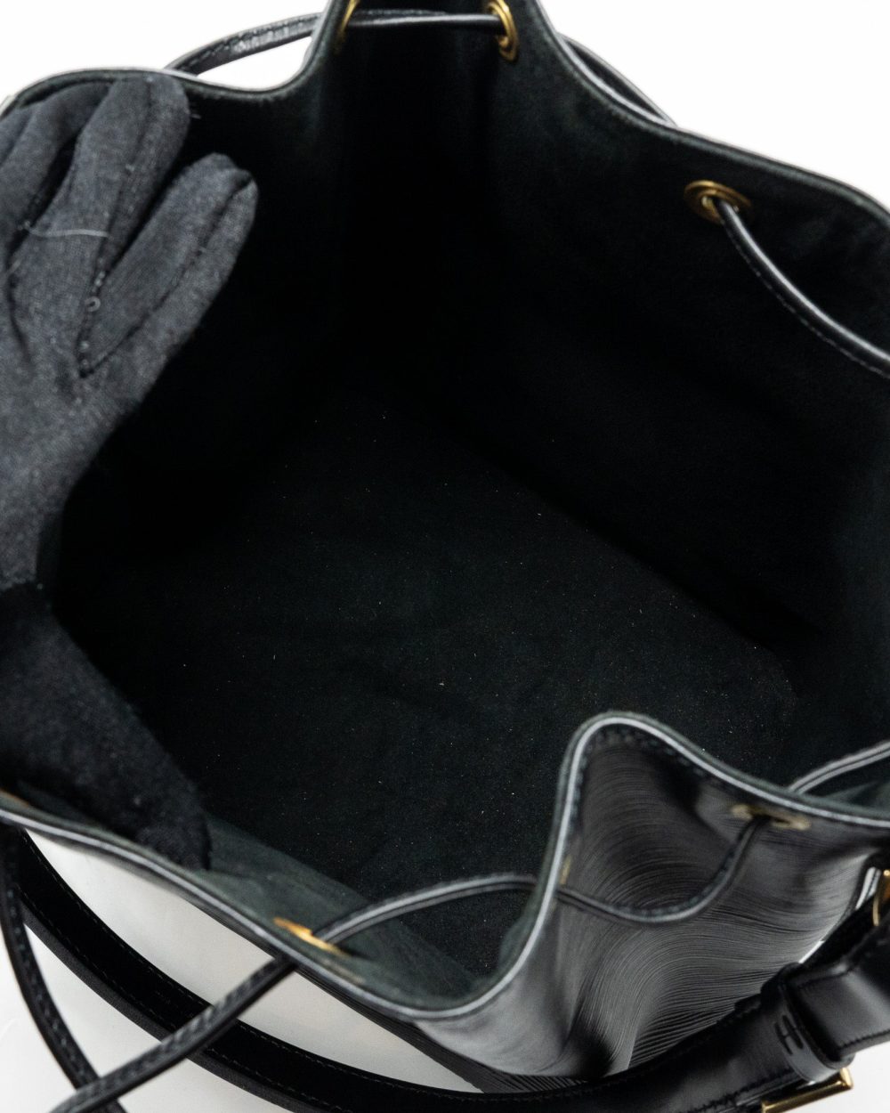 AAA Replica Louis Vuitton LV PETIT NOE EPI LEATHER BLACK GHW