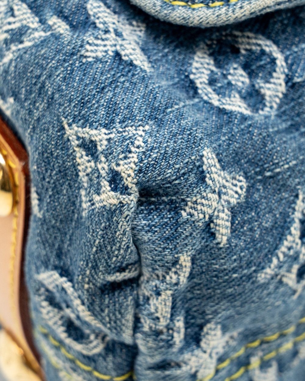 AAA Replica Louis Vuitton LV VINTAGE BAGGY GM SHOULDER BAG MONOGRAM DENIM GHW