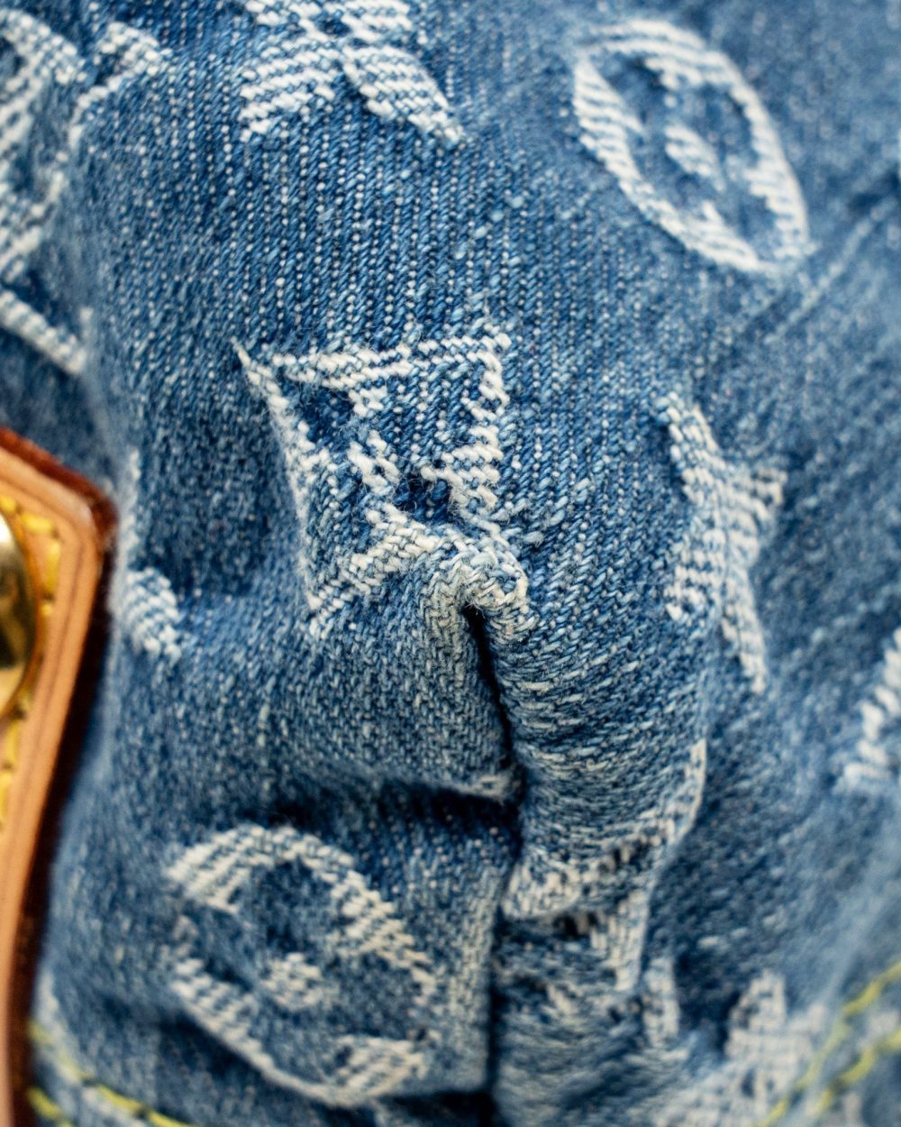 AAA Replica Louis Vuitton LV VINTAGE BAGGY GM SHOULDER BAG MONOGRAM DENIM GHW