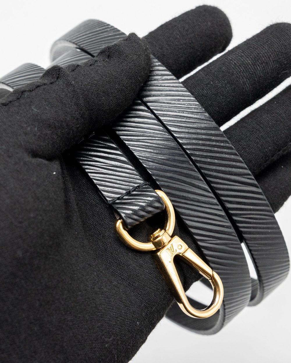 AAA Replica Louis Vuitton LV TWIST MM EPI OLIVE/WHITE GHW