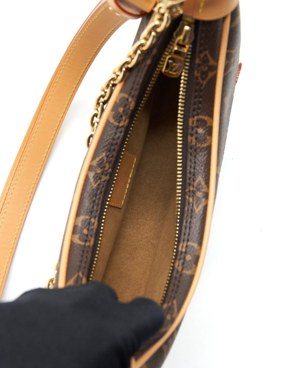 AAA Replica Louis Vuitton LV LOOP BAG MONOGRAM CANVAS GHW