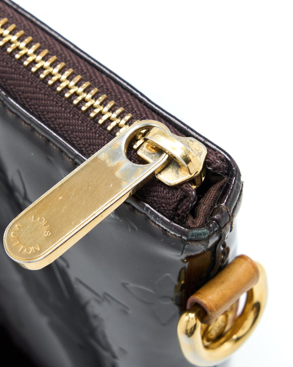 AAA Replica Louis Vuitton LV VERNIS BELLEVUE GM BAG PATENT AMARANTE GHW