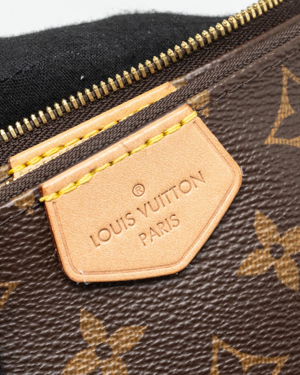 AAA Replica Louis Vuitton LV MULTI POCHETTE MONOGRAM CANVAS KHAKI STRAP GHW