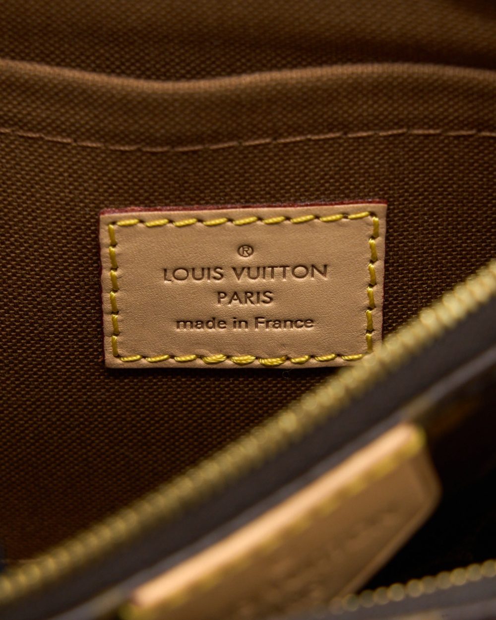 AAA Replica Louis Vuitton LV MULTI POCHETTE ACCESSORIES MONOGRAM CANVAS WITH KHAKI STRAP GHW