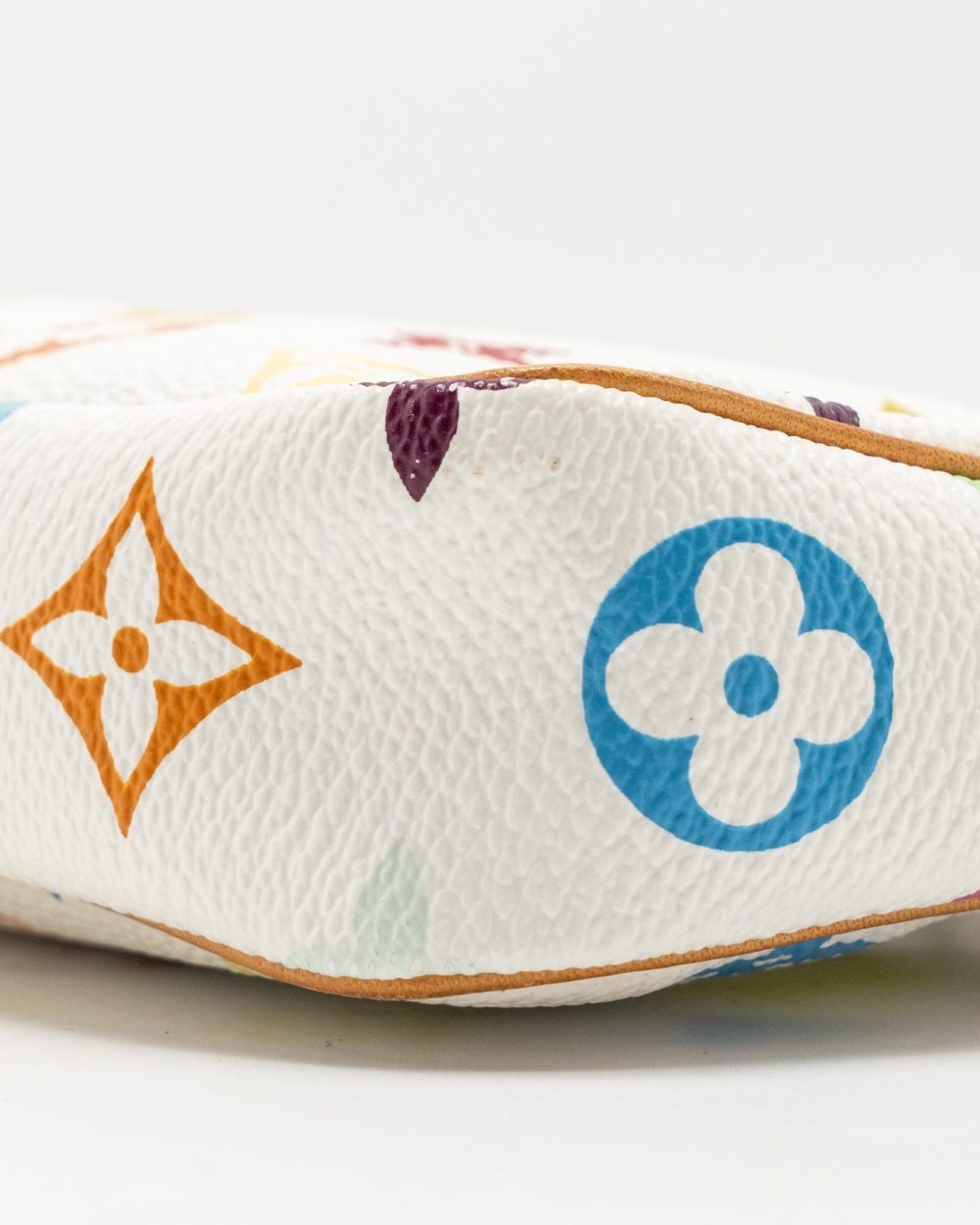 AAA Replica Louis Vuitton LV TAKASHI MURAKAMI POCHETTE ACCESSORIES MONOGRAM WHITE/MULTICOLOUR GHW