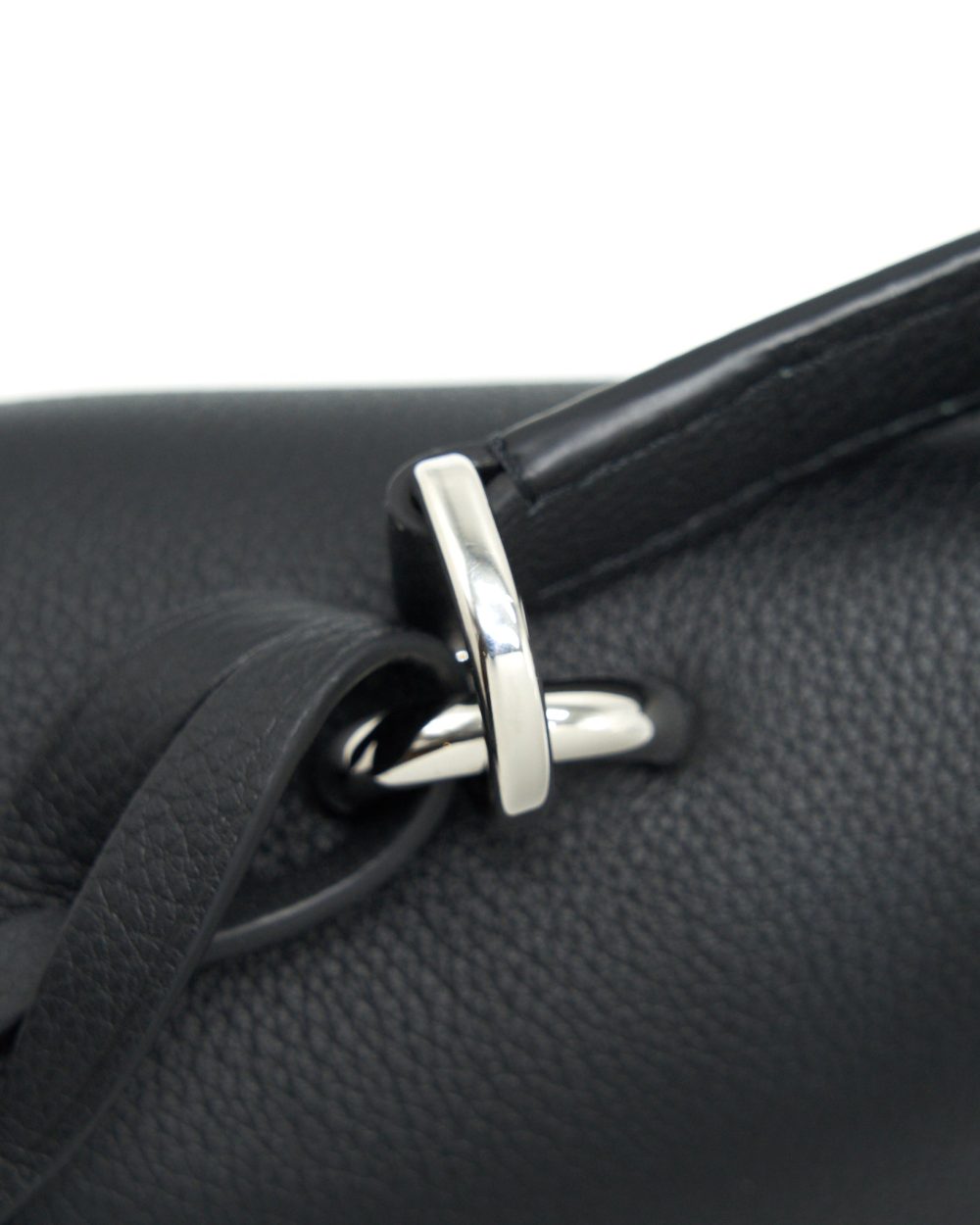 AAA Replica Louis Vuitton LV LOCKME BAG BLACK SHW