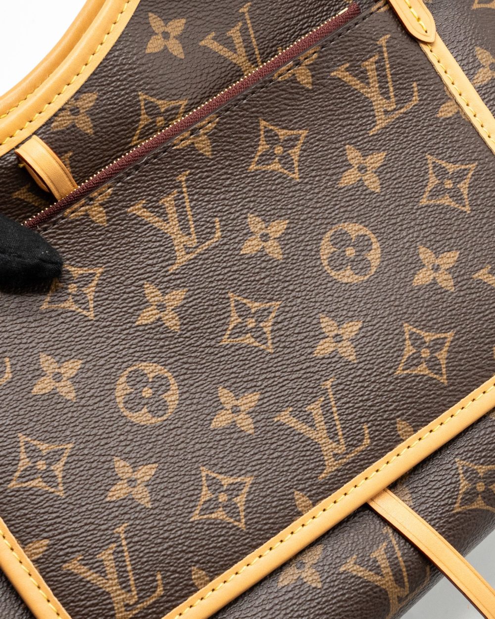 AAA Replica Louis Vuitton LV CARRYALL PM MONOGRAM CANVAS GHW (NEW VERSION)