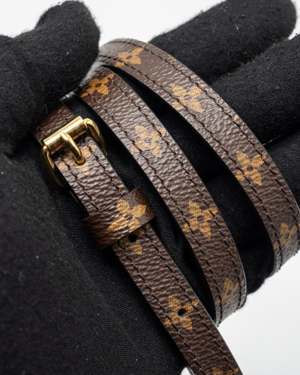 AAA Replica Louis Vuitton LV VERTICAL TRUNK POCHETTE WITH CHAIN MONOGRAM REVERSE CANVAS GHW