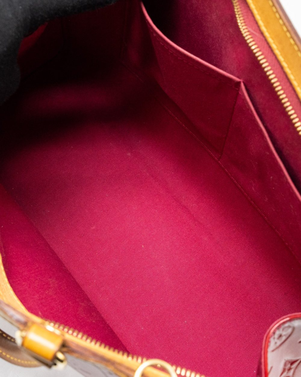 AAA Replica Louis Vuitton LV VERNIS BREA MM BAG MONOGRAM PATENT ROSE INDIAN GHW