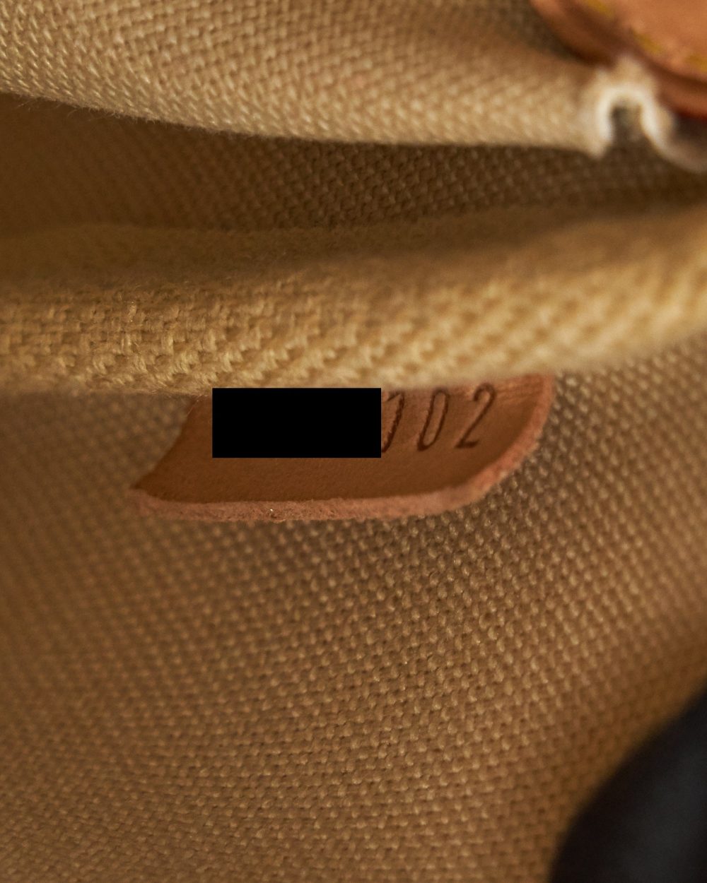 AAA Replica Louis Vuitton LV EVA CROSSBODY BAG IN DAMIER AZUR