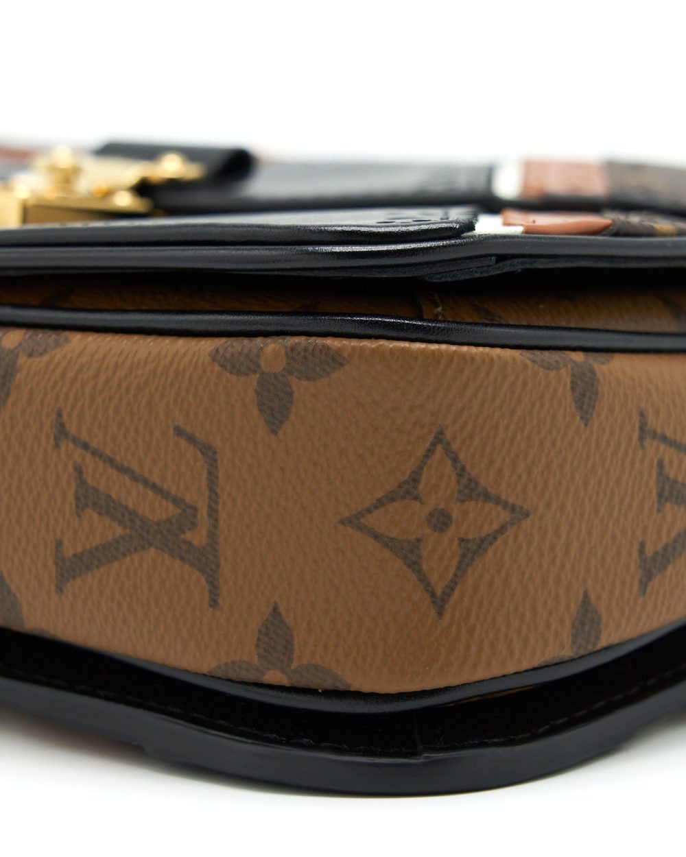 AAA Replica Louis Vuitton LV POCHETTE MÉTIS LIMITED EDITION BROGUE GHW