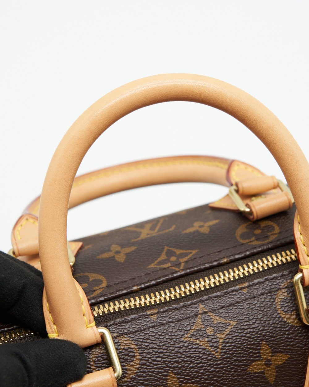 AAA Replica Louis Vuitton LV SPEEDY BANDOULIERE 25 MONOGRAM CANVAS