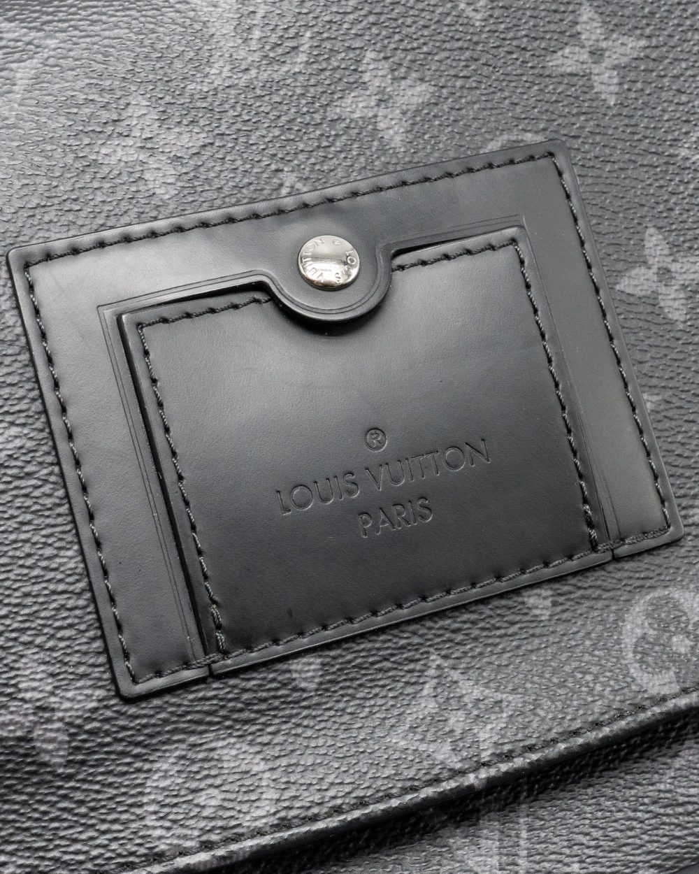 AAA Replica Louis Vuitton LV MESSENGER VOYAGER PM MONOGRAM CANVAS BLACK SHW