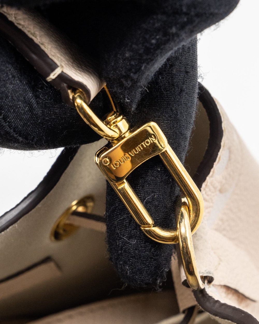 AAA Replica Louis Vuitton LV NEONOE BB EMPREINTE CREAM/ MULTICOLOUR GHW