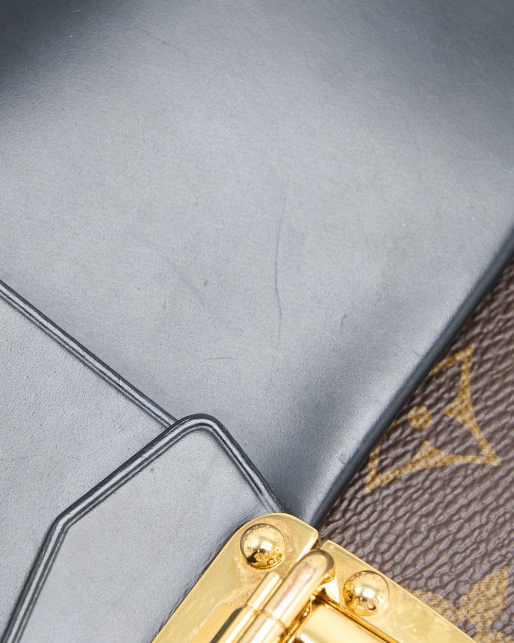 AAA Replica Louis Vuitton LV ONE HANDLE FLAP BAG MM MONOGRAM CANVAS/BLACK GHW