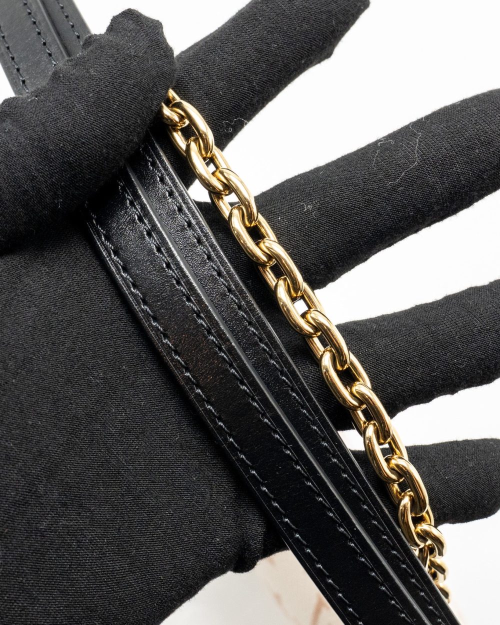 AAA Replica Louis Vuitton LV IVY WALLET ON CHAIN MONOGRAM CANVAS BEIGE/ CREAM GHW