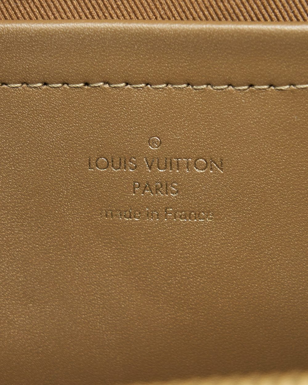 AAA Replica Louis Vuitton LV UTILITY CROSSBODY BAG MONOGRAM CANVAS