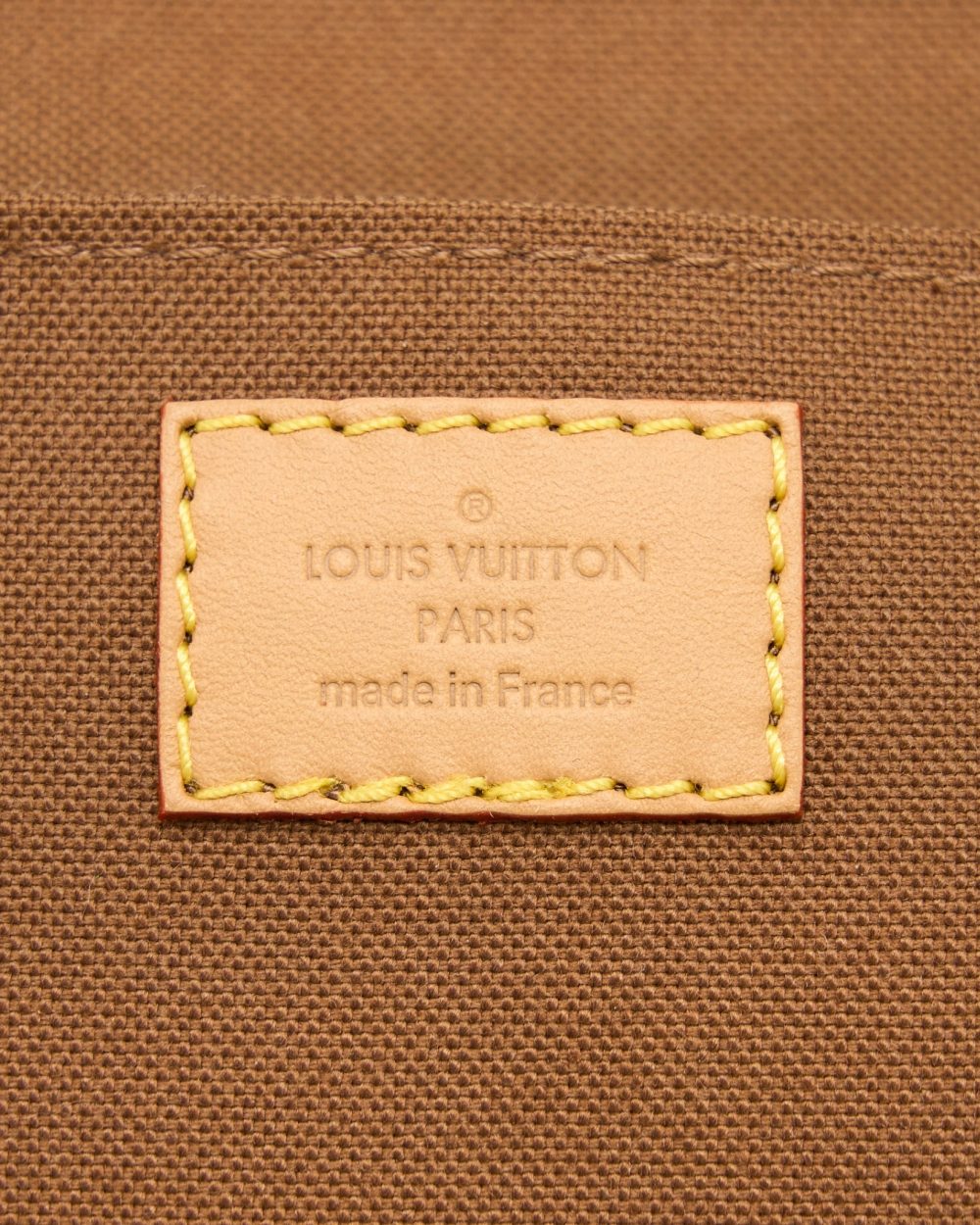 AAA Replica Louis Vuitton LV PETIT SAC PLAT MONOGRAM CANVAS GHW