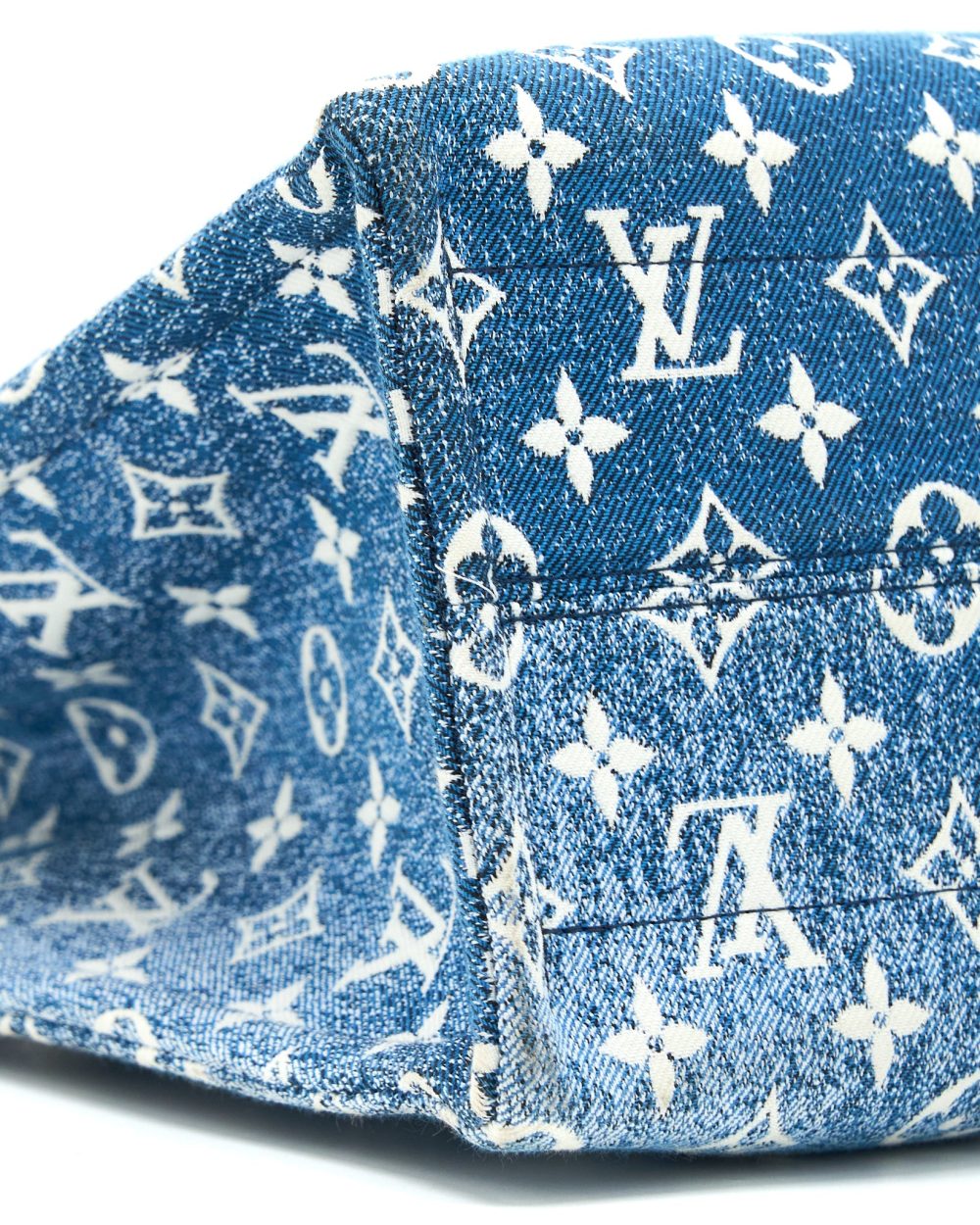AAA Replica Louis Vuitton LV ONTHEGO MM MONOGRAM DENIM BLUE GHW