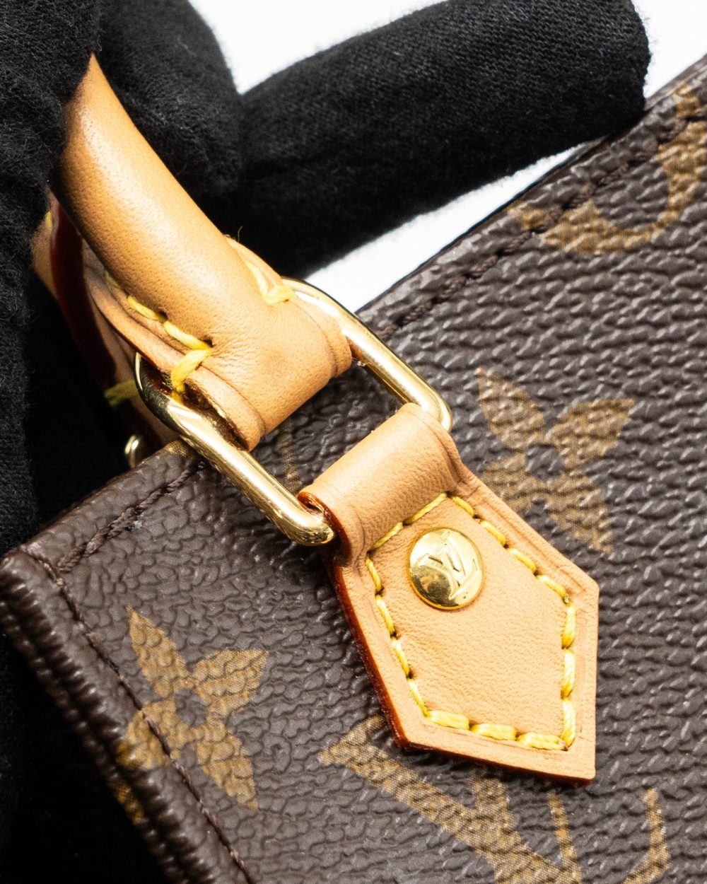 AAA Replica Louis Vuitton LV PETIT SAC PLAT MONOGRAM CANVAS GHW