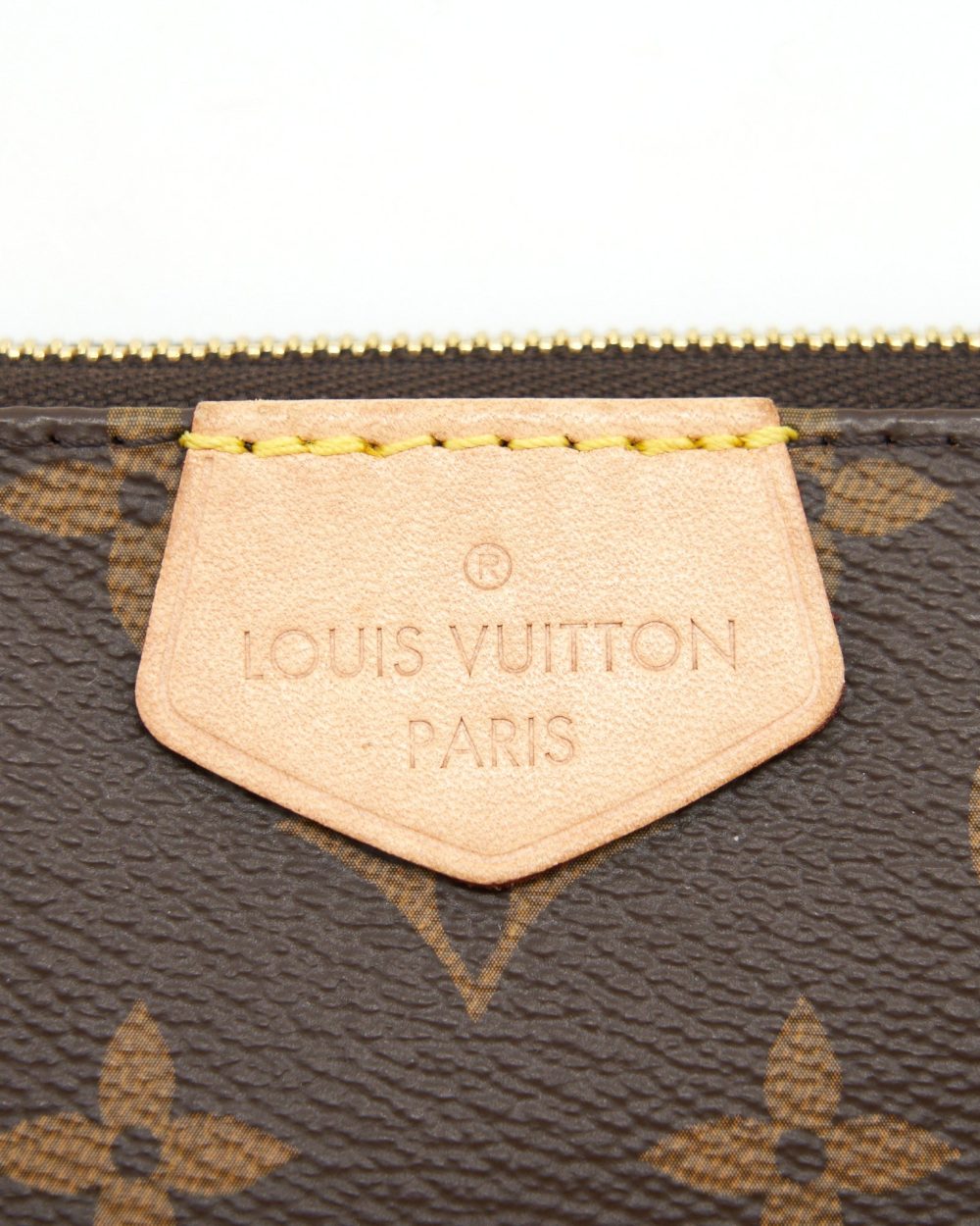 AAA Replica Louis Vuitton LV MULTI POCHETTE ACCESSORIES KHAKI