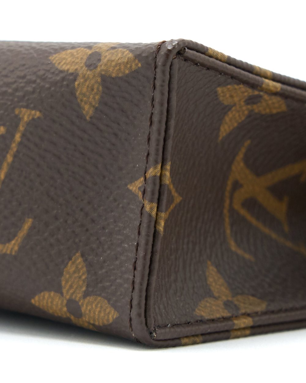 AAA Replica Louis Vuitton LV TOILETRY POCHETTE 15 MONOGRAM CANVAS GHW