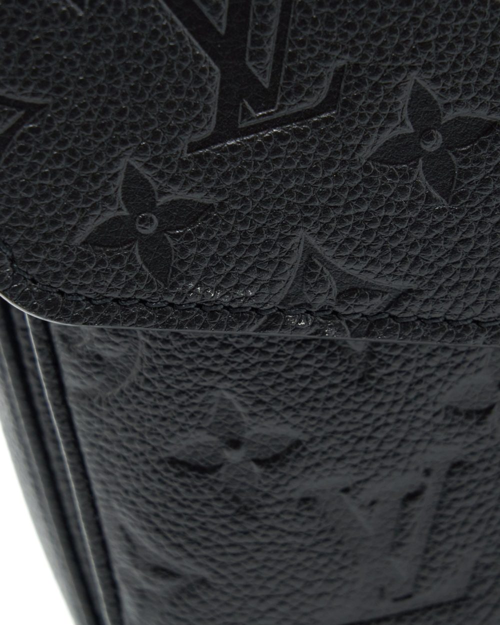 AAA Replica Louis Vuitton LV POCHETTE MÉTIS MONOGRAM EMPREINTE BLACK GHW