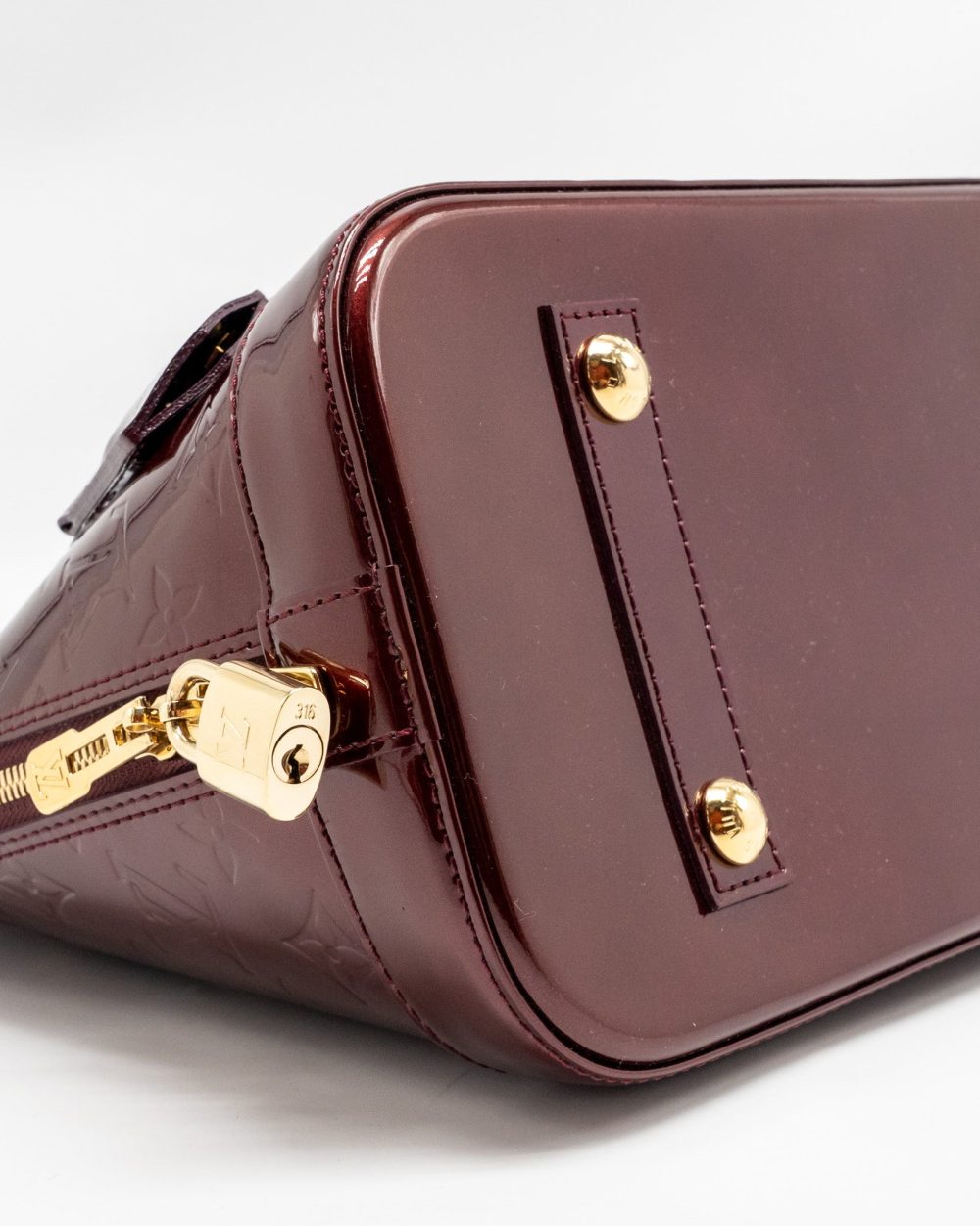 AAA Replica Louis Vuitton LV ALMA PM PATENT LEATHER AMARANTE GHW