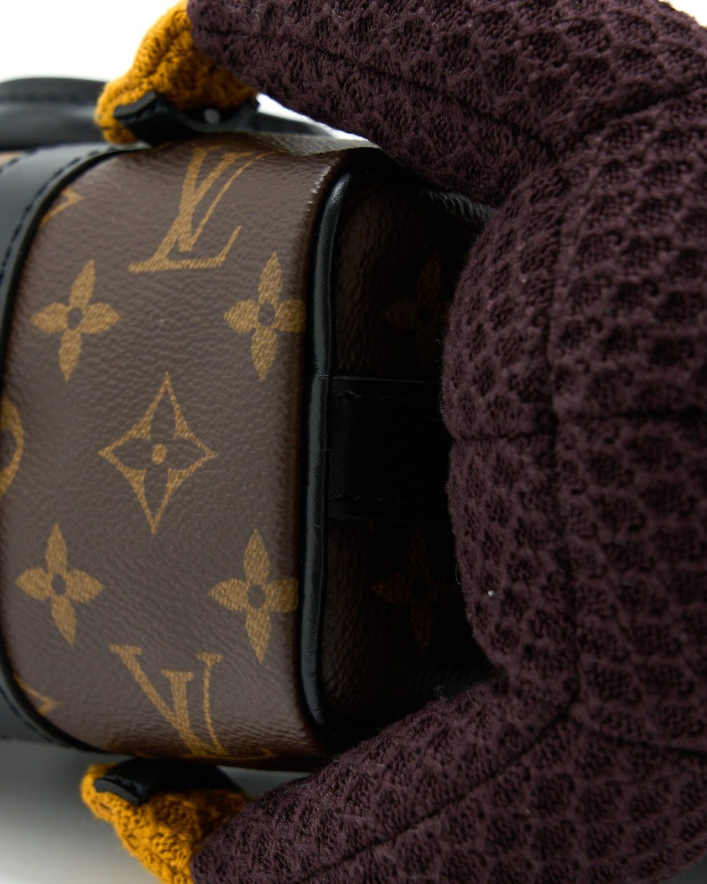 AAA Replica Louis Vuitton LV ZOOM AND FRIENDS ADVENTURE LV FRIEND KEEPALL XS