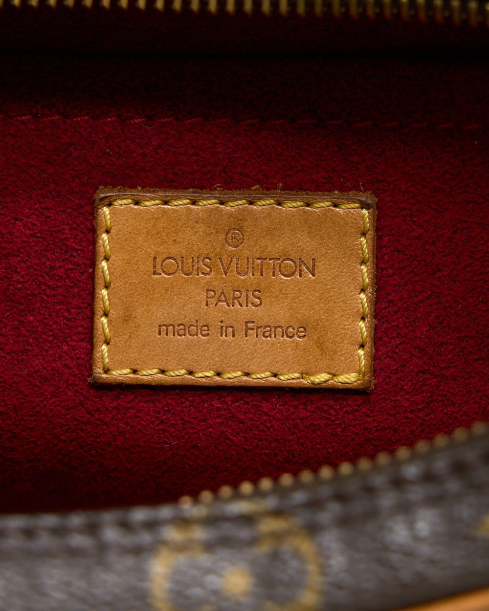 AAA Replica Louis Vuitton LV VINTAGE SHOULDER BAG MONOGRAM CANVAS GHW