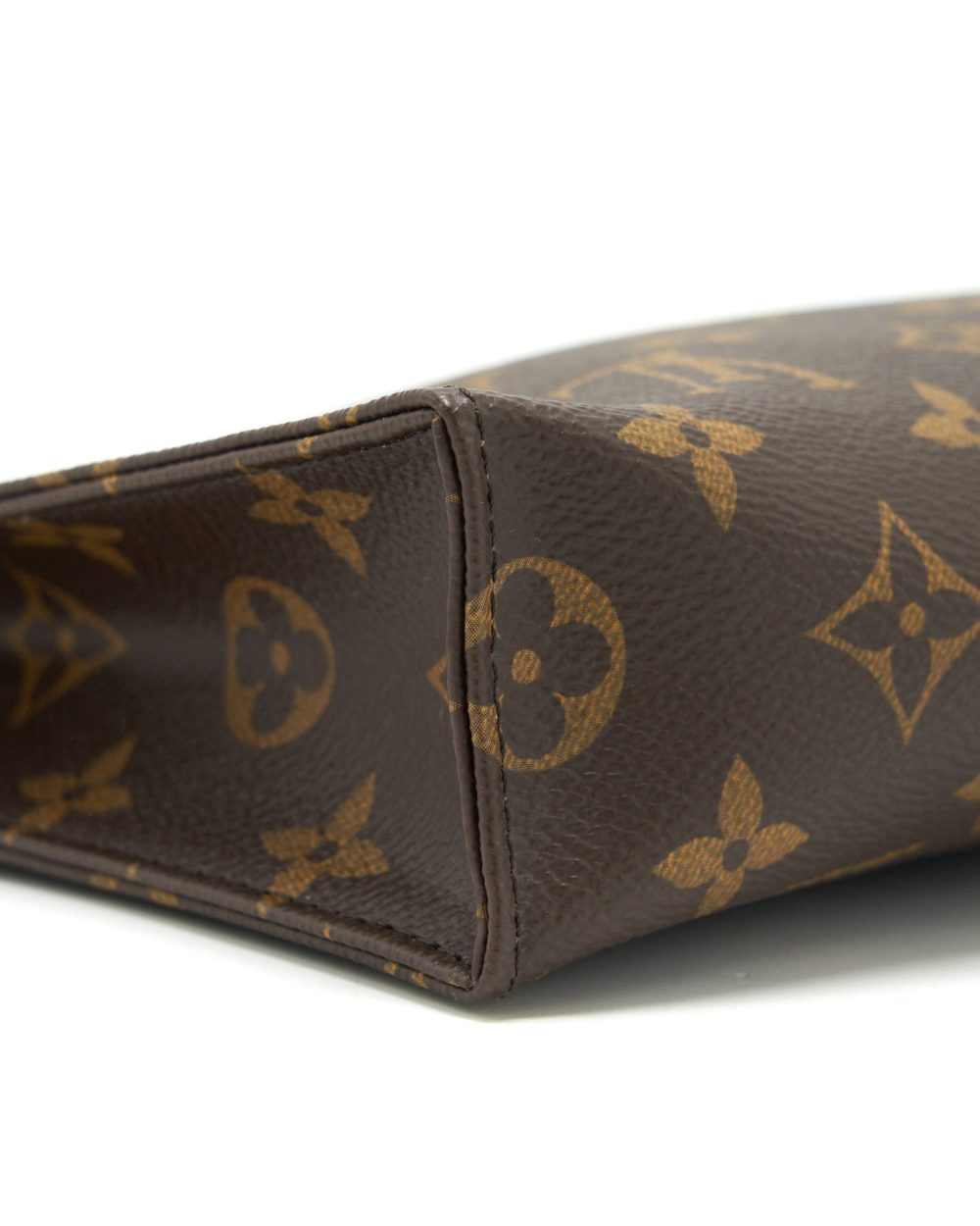 AAA Replica Louis Vuitton LV TOILETRY POCHETTE 26 MONOGRAM