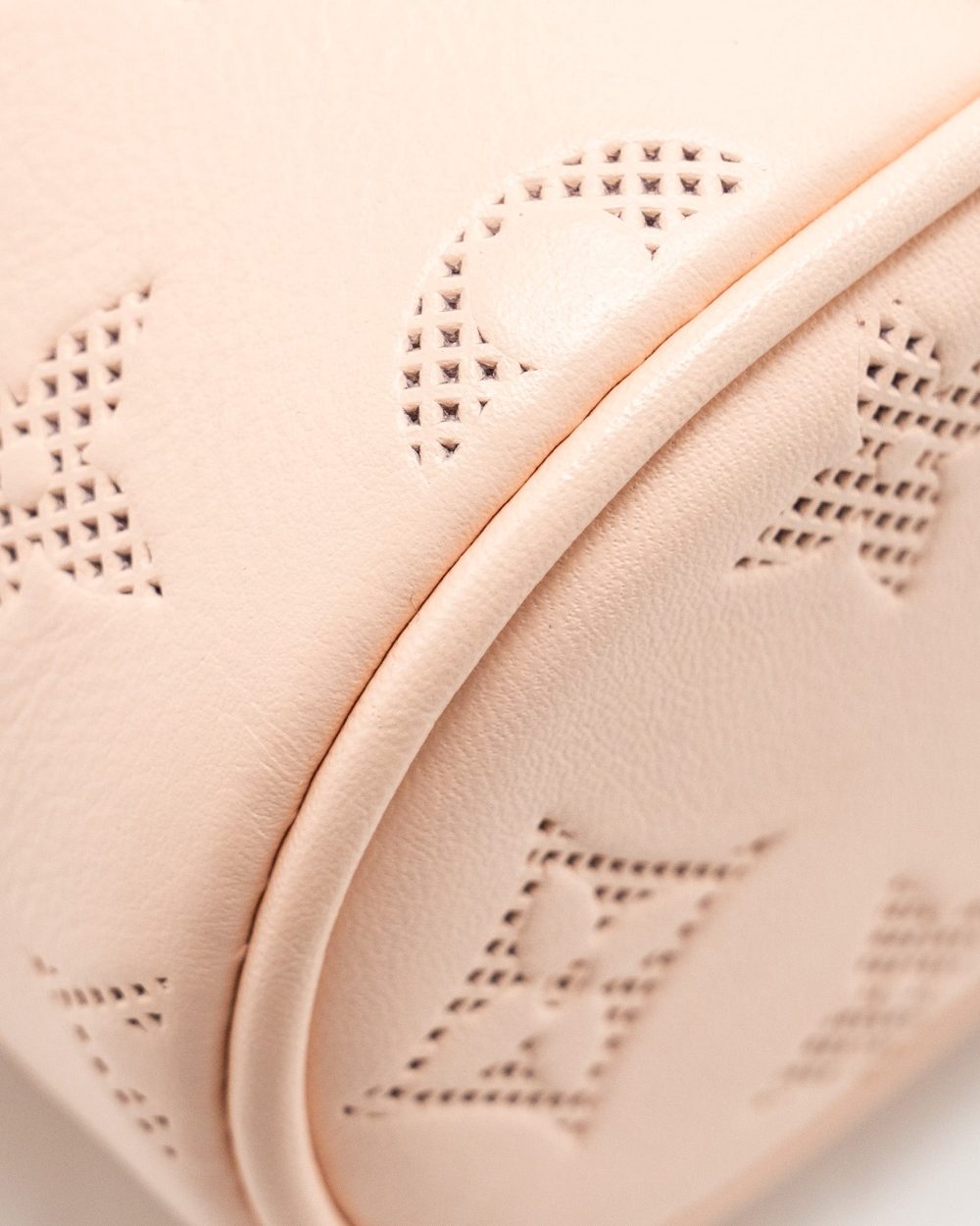 AAA Replica Louis Vuitton LV VANITY POUCH CALFSKIN ROSE JASMIN PINK LGHW