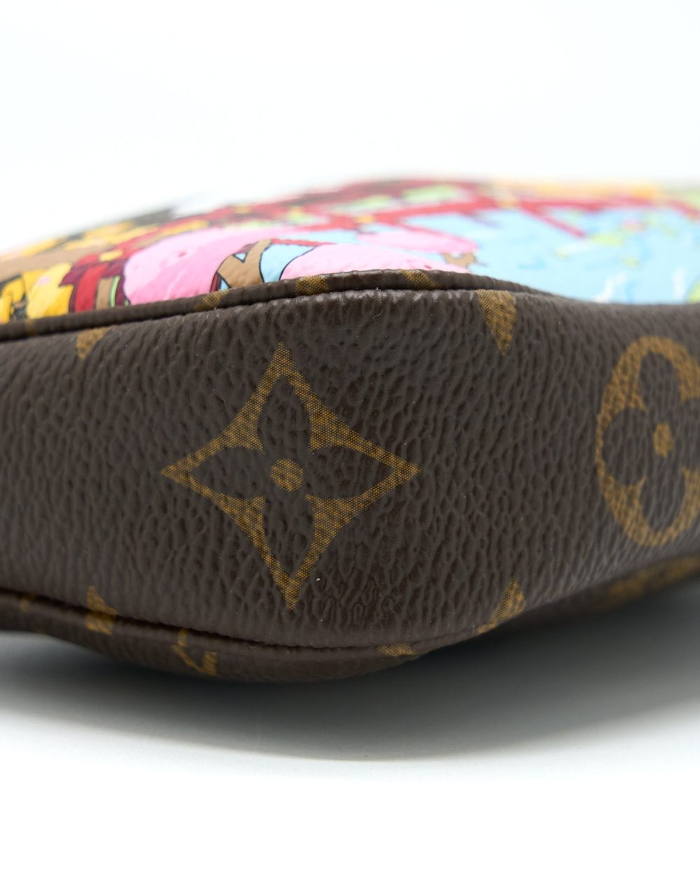 AAA Replica Louis Vuitton LV MINI POCHETTE LIMITED EDITION MONOGRAM CANVAS / PINK GHW