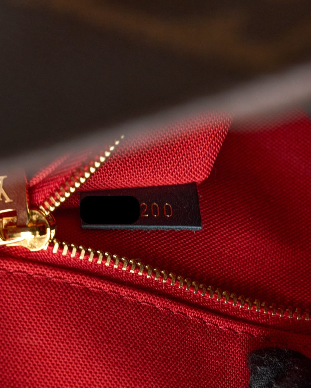 AAA Replica Louis Vuitton LV ONTHEGO GM MONOGRAM CANVAS GHW