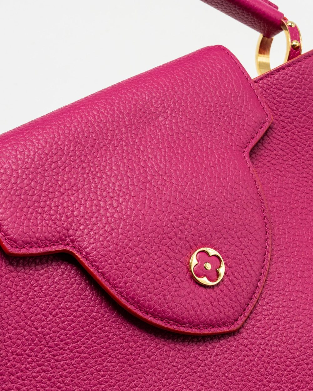 AAA Replica Louis Vuitton LV CAPUCINES GM TAURILLON PINK GHW