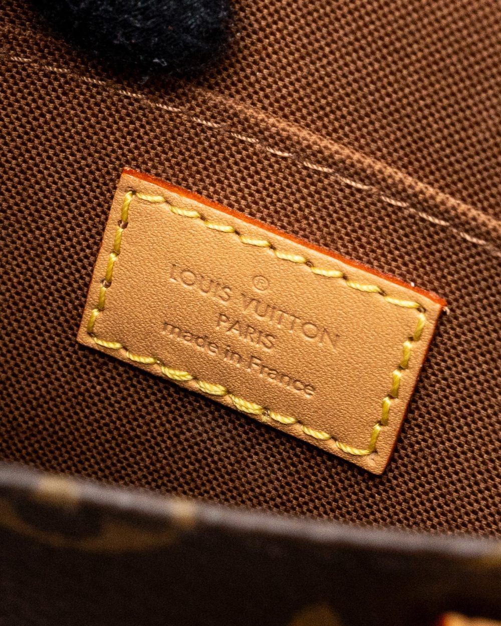 AAA Replica Louis Vuitton LV PETIT SAC PLAT MONOGRAM CANVAS GHW