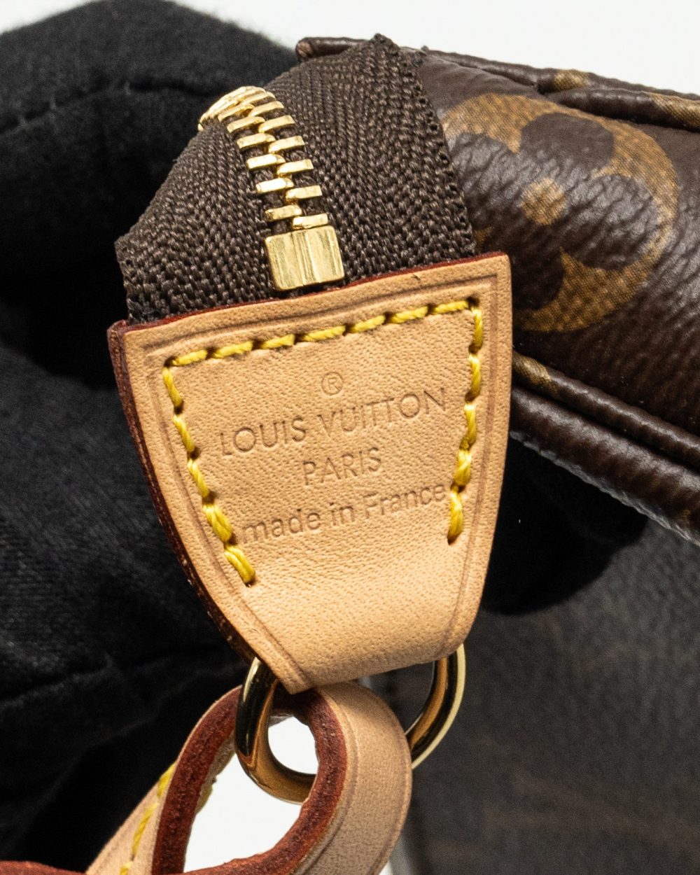 AAA Replica Louis Vuitton LV POCHETTE ACCESSORIES MONOGRAM CANVAS GHW