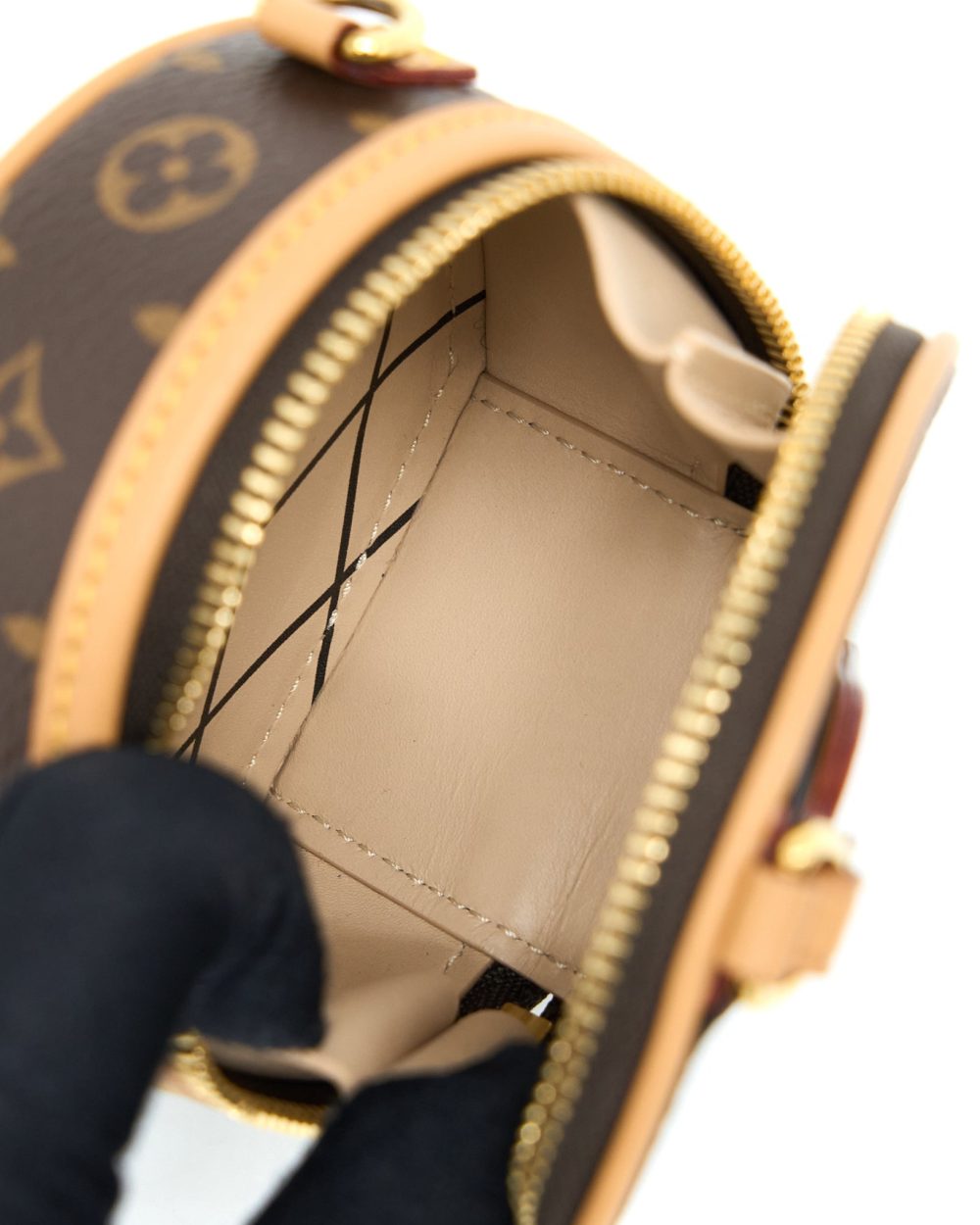 AAA Replica Louis Vuitton LV BOITE CHAPEAU NECKLACE/MINI CHAIN BAG MONOGRAM CANVAS GHW