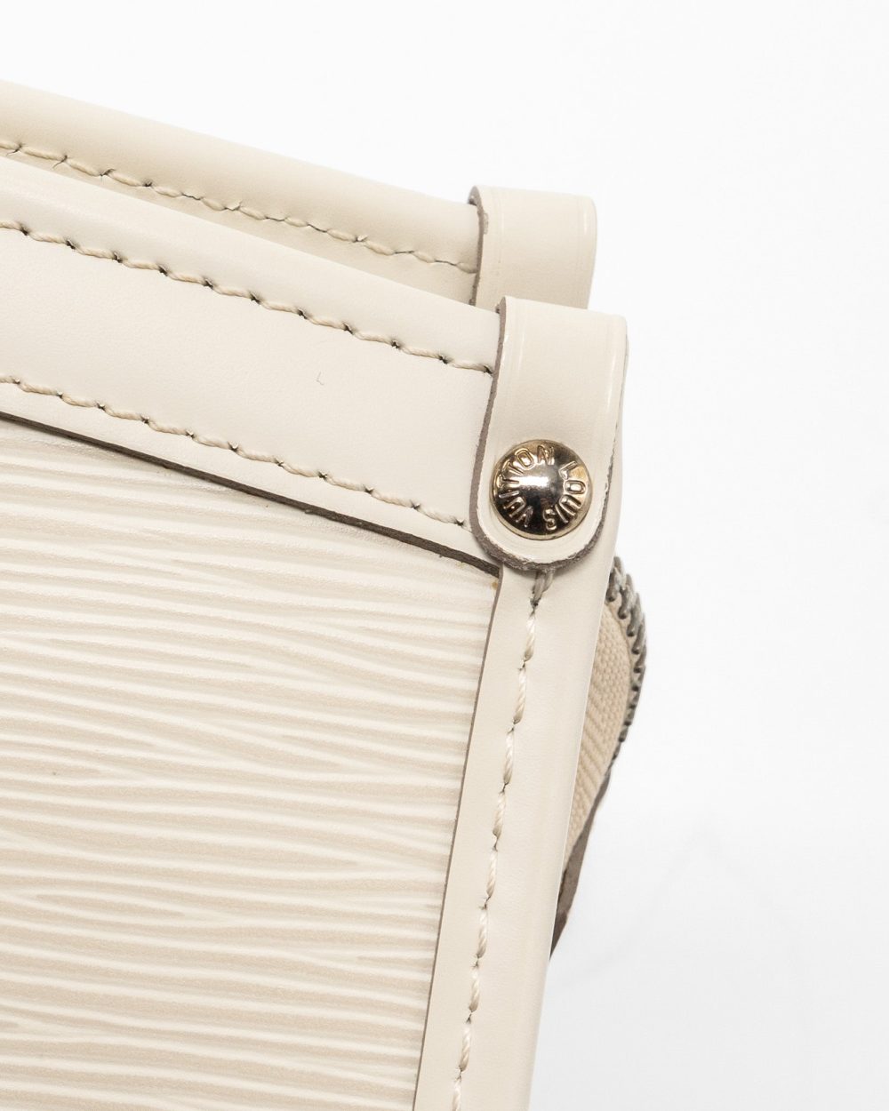 AAA Replica Louis Vuitton LV MADELEINE GM TOTE BAG EPI WHITE SHW